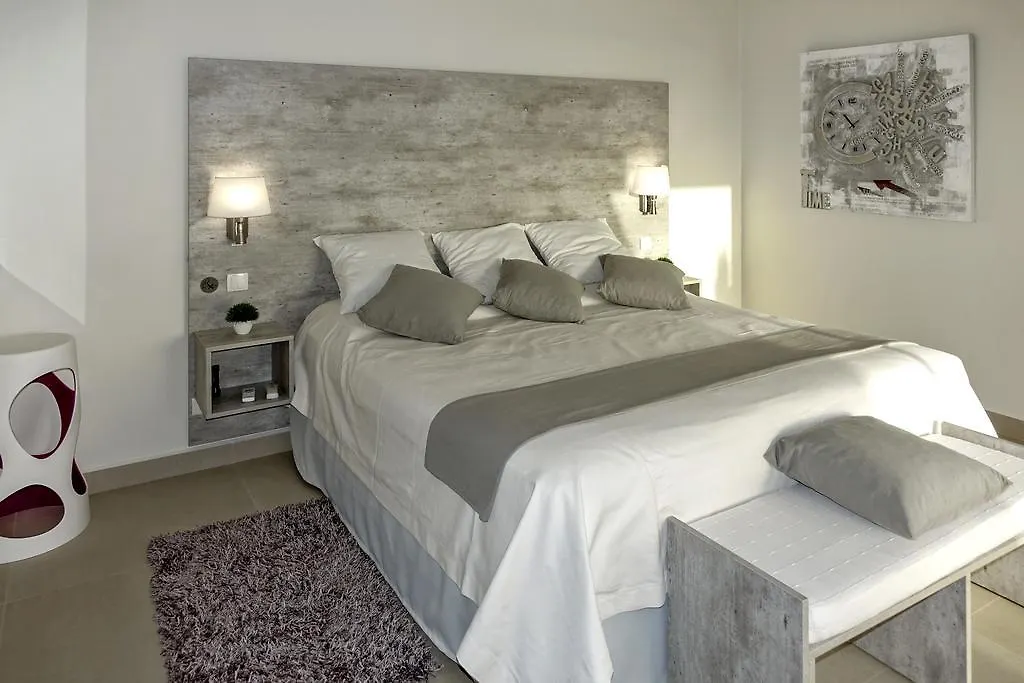 Seafacing Villas Apartments Rentals Les Terres Basses